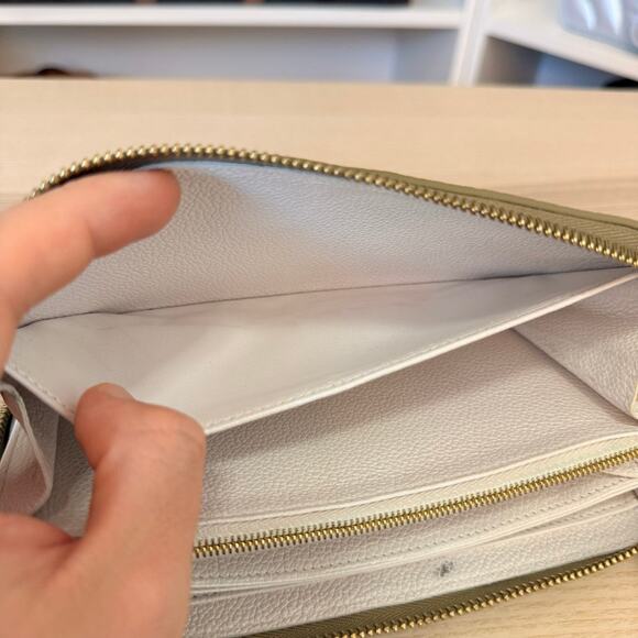 Louis Vuitton Empreinte Monogram Spring in the City Zippy Wallet - Picture 8 of 15